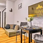 Osiedle Skalne - Blisko Western City, Wypozyczalni Quadow - By Royal Aparts Daire