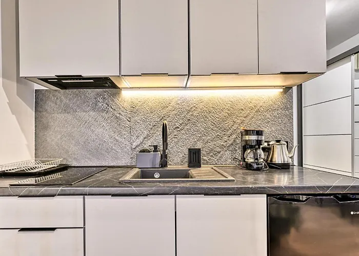 Osiedle Skalne - Blisko Western City, Wypozyczalni Quadow - By Royal Aparts Daire