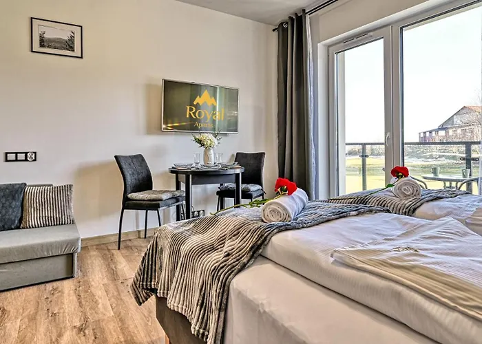 Daire Osiedle Skalne - Blisko Western City, Wypozyczalni Quadow - By Royal Aparts *